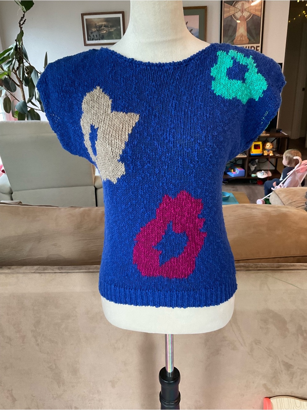 🎴Vintage 80s Abstract Floral Geometric Knit Sweater Cap Sleeve Blue Pink Medium